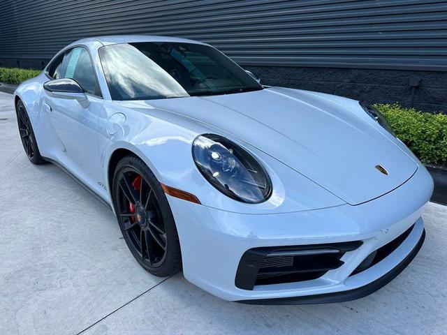 Photo of 2023 Silver Porsche 911
