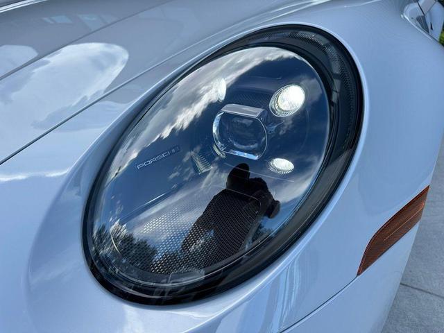 Photo of 2023 Silver Porsche 911