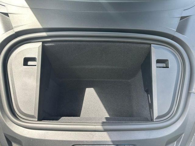Photo of 2025 Gray Porsche Taycan