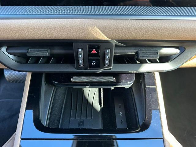 Photo of 2024 Gray Porsche Cayenne