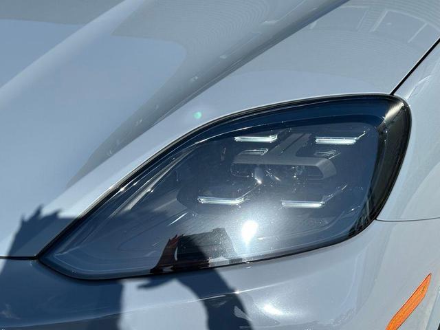 Photo of 2024 Gray Porsche Cayenne