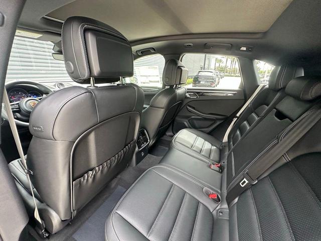 Photo of 2025 Silver Metallic Porsche Macan