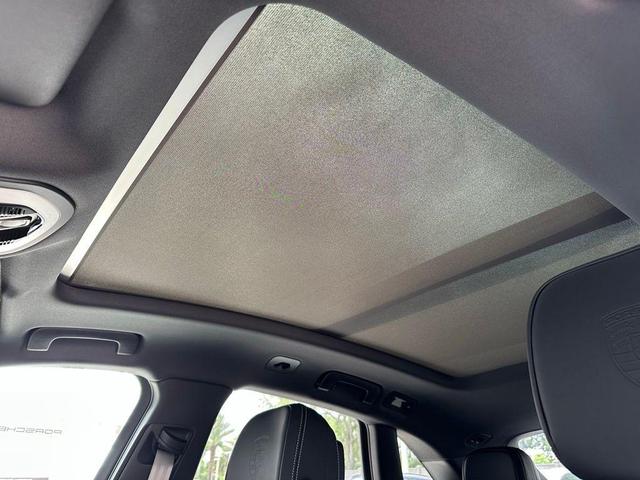 Photo of 2025 Silver Metallic Porsche Macan
