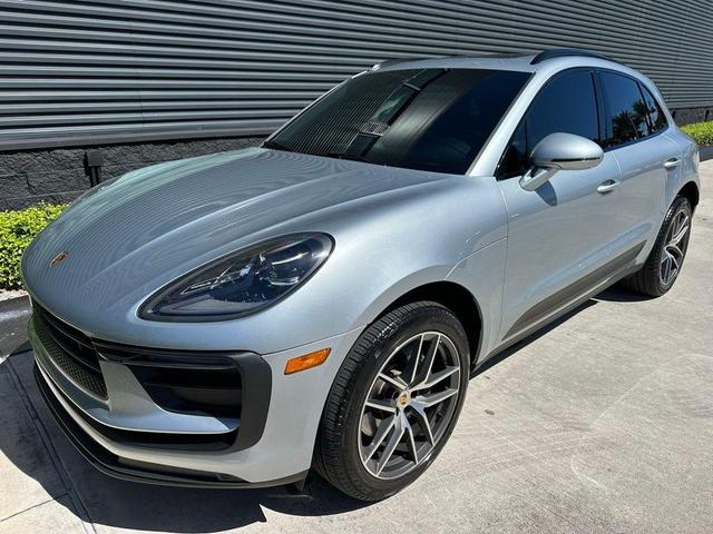 Photo of 2022  Porsche Macan
