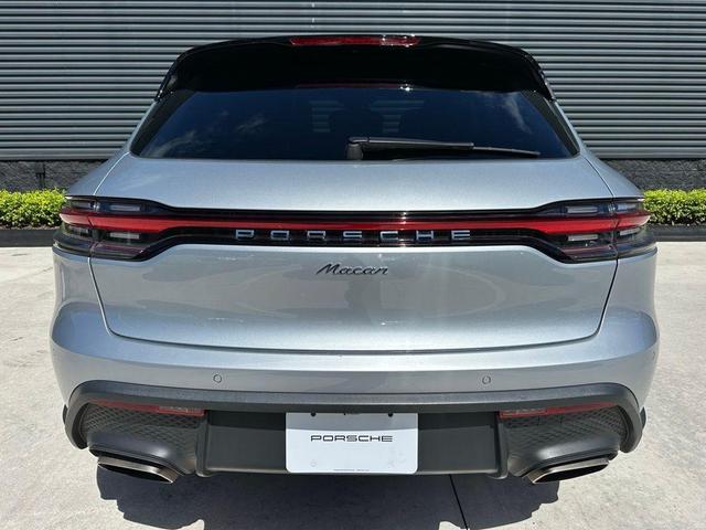 Photo of 2022  Porsche Macan