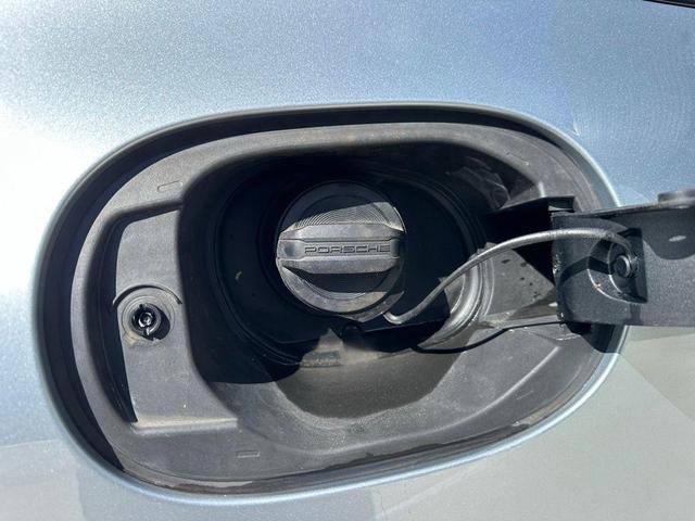 Photo of 2022  Porsche Macan