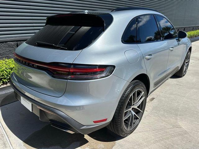 Photo of 2022  Porsche Macan