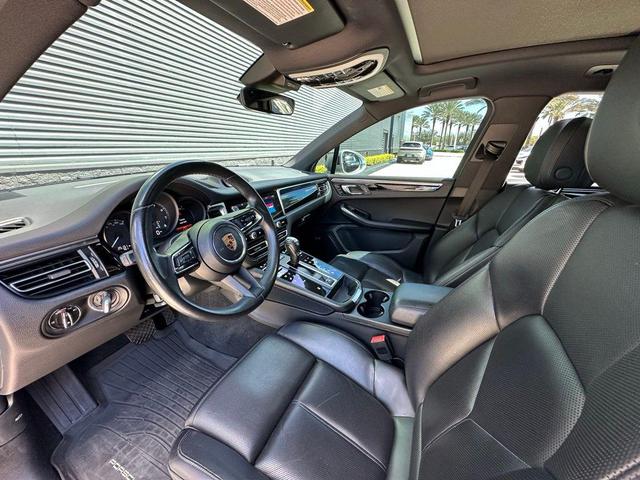 Photo of 2022  Porsche Macan