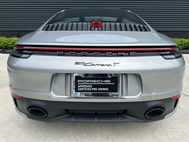 Photo of 2024 Silver Porsche 911