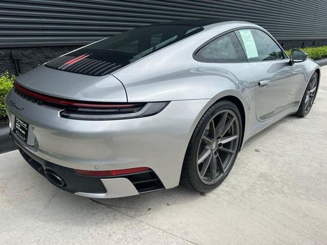 Photo of 2024 Silver Porsche 911