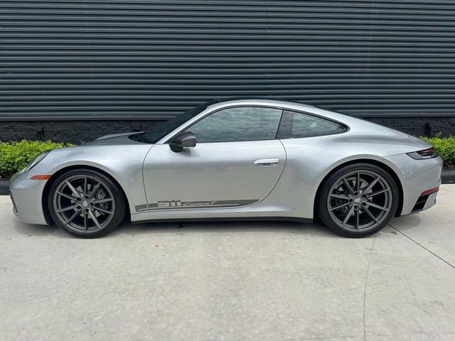 Photo of 2024 Silver Porsche 911