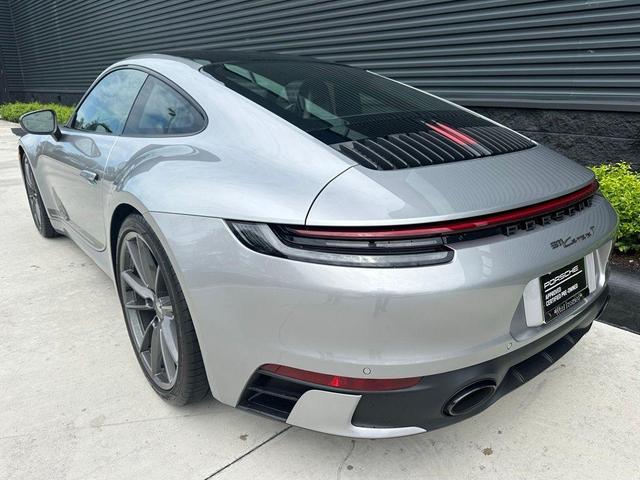 Photo of 2024 Silver Porsche 911
