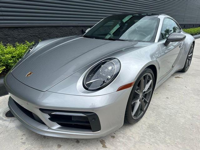 Photo of 2024 Silver Porsche 911