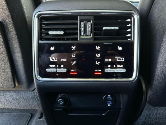 Photo of 2023 Black Porsche Cayenne