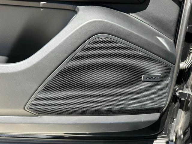 Photo of 2023 Black Porsche Cayenne