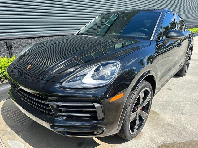 Photo of 2023 Black Porsche Cayenne