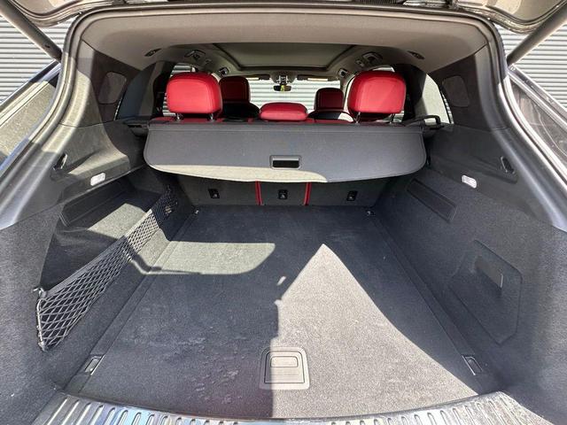 Photo of 2021 Gray Porsche Cayenne