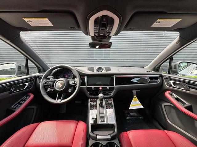 Photo of 2025 Chalk Porsche Macan