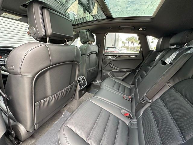 Photo of 2025 Silver Metallic Porsche Macan