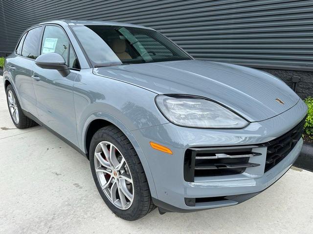 Photo of 2026 Arctic Grey Porsche Cayenne