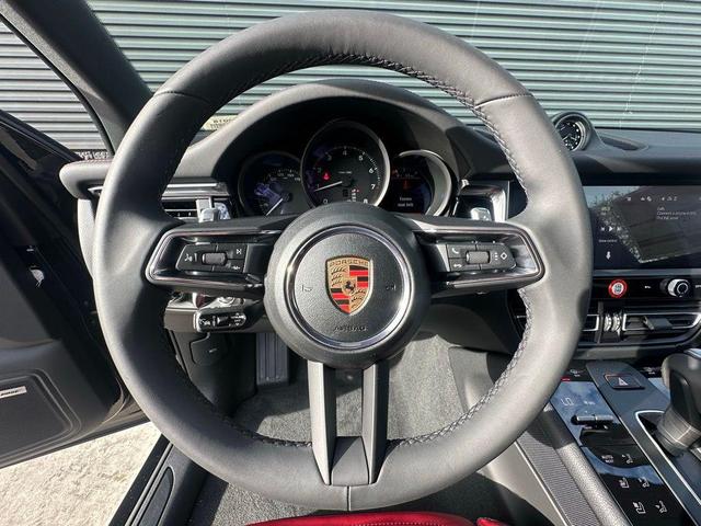 Photo of 2025 Black Porsche Macan