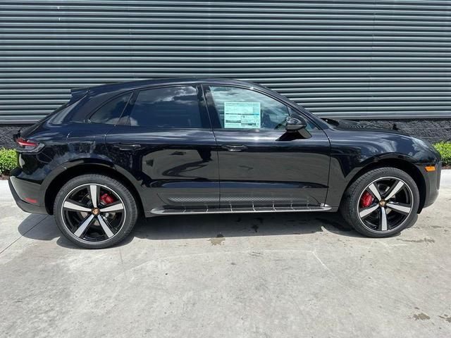 Photo of 2025 Jet Black Metallic Porsche Macan