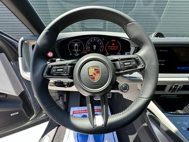 Photo of 2025 Arctic Grey Porsche Cayenne