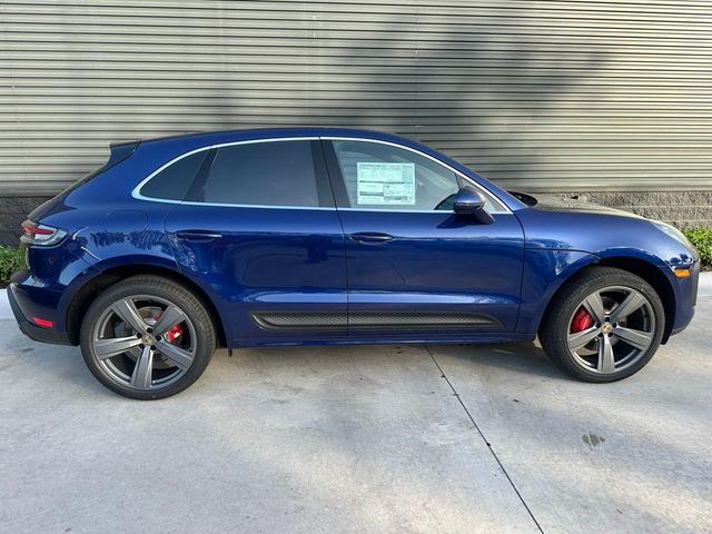 Photo of 2025 Blue Metallic Porsche Macan