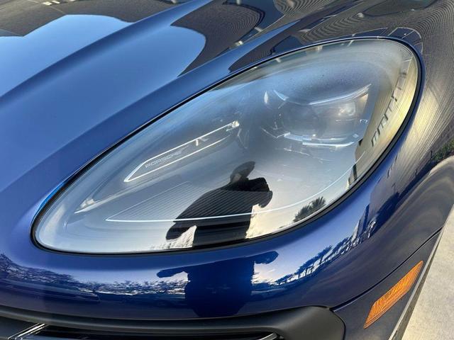 Photo of 2025 Blue Metallic Porsche Macan