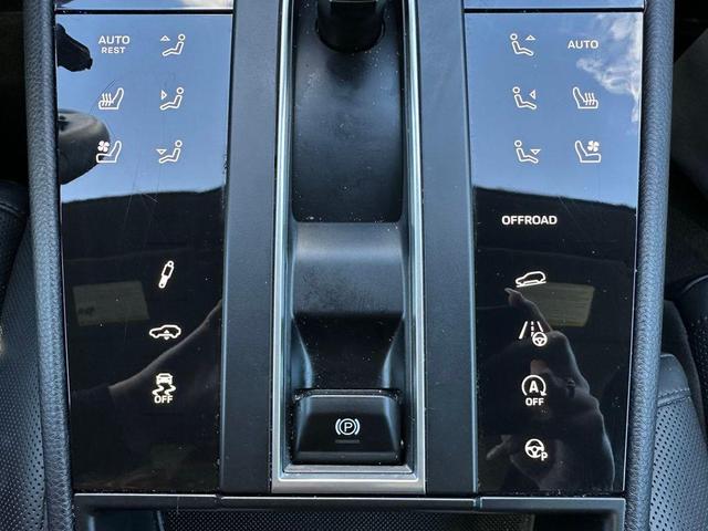 Photo of 2023 Black Porsche Macan