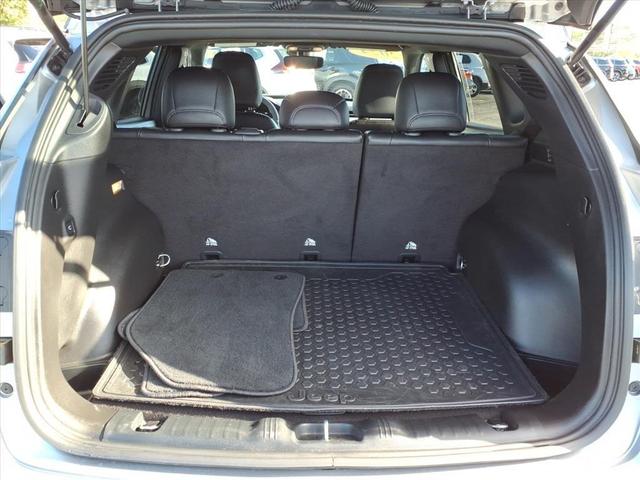 Photo of 2024 Silver Jeep Compass