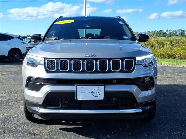 Photo of 2024 Silver Jeep Compass
