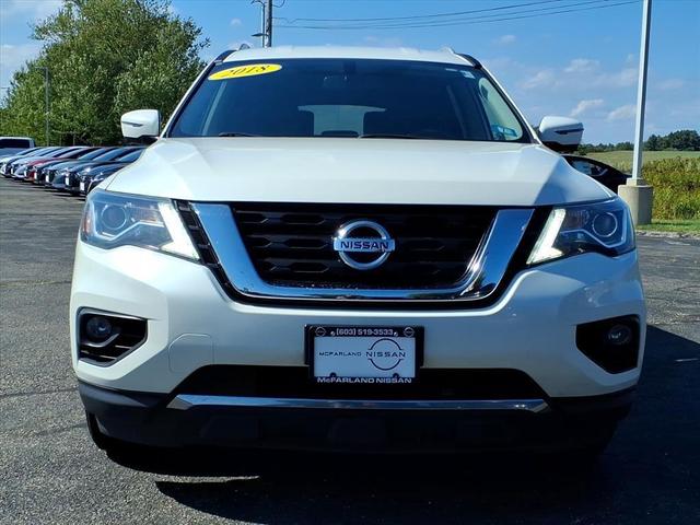 Photo of 2018 White Nissan Pathfinder