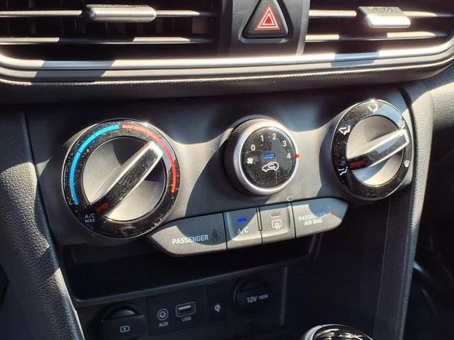Photo of 2020 Thunder Gray Hyundai KONA