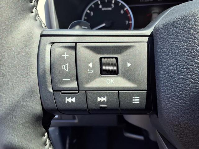 Photo of 2025 Everest White P Nissan Rogue