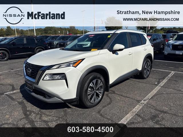 Photo of 2023 White Nissan Rogue