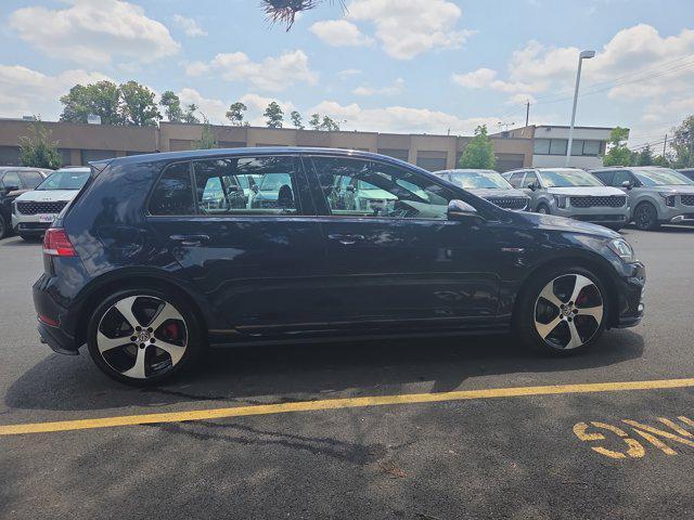 Photo of 2019 Night Blue Metallic Volkswagen Golf GTI