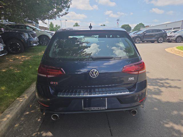 Photo of 2019 Night Blue Metallic Volkswagen Golf GTI