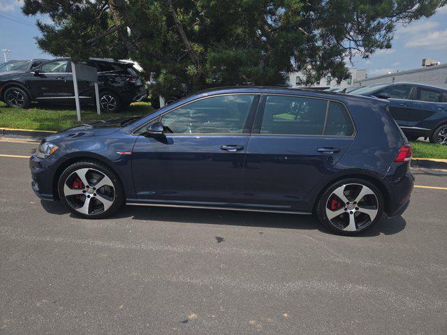 Photo of 2019 Night Blue Metallic Volkswagen Golf GTI