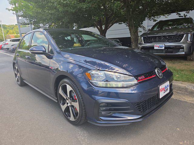 Photo of 2019 Night Blue Metallic Volkswagen Golf GTI