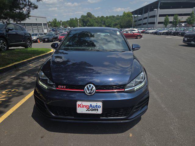 Photo of 2019 Night Blue Metallic Volkswagen Golf GTI