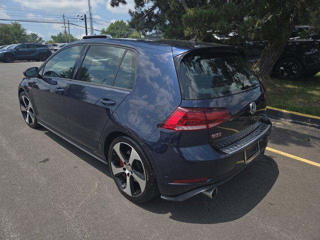 Photo of 2019 Night Blue Metallic Volkswagen Golf GTI