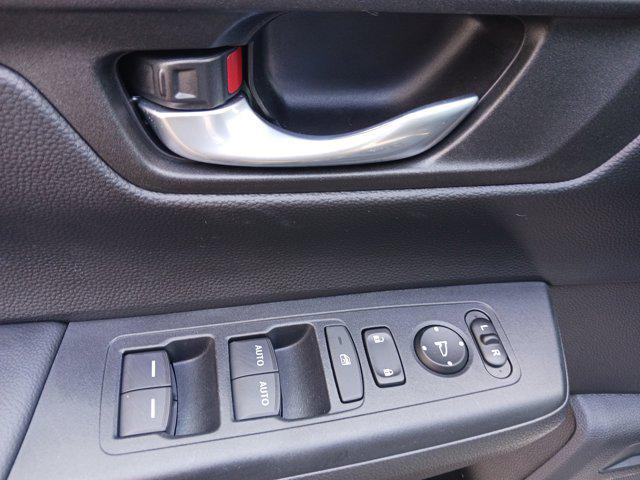 Photo of 2023 Platinum White Pearl Honda CR-V Hybrid