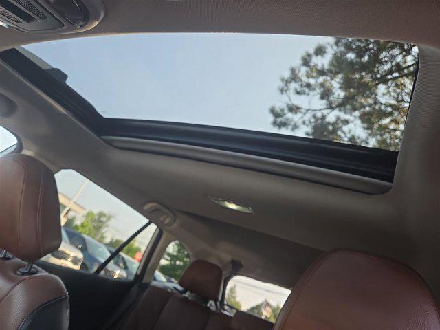Photo of 2022 Crystal White Pearl Subaru Outback