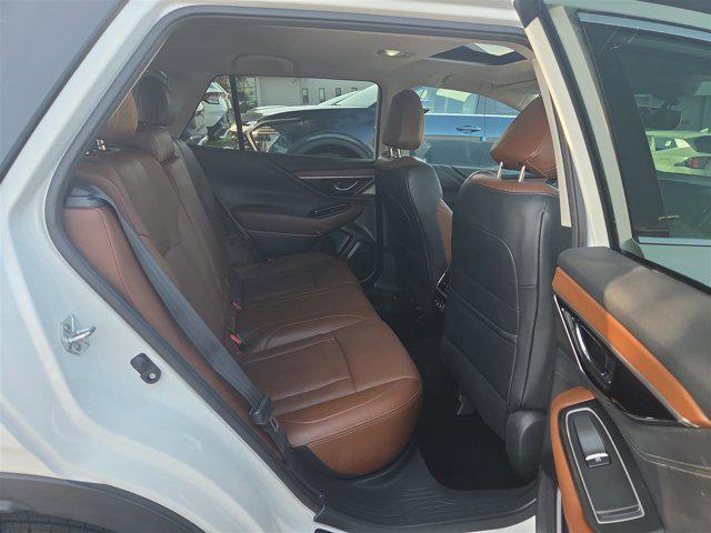 Photo of 2022 Crystal White Pearl Subaru Outback