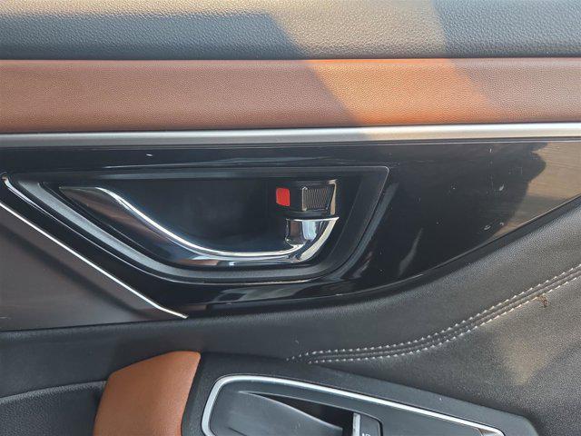 Photo of 2022 Crystal White Pearl Subaru Outback