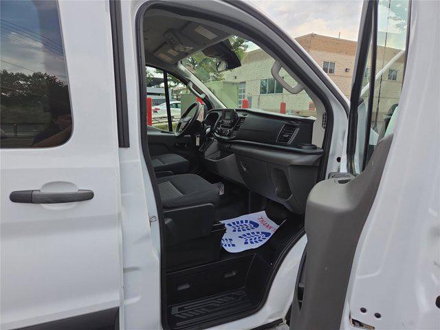 Photo of 2024 Oxford White Ford Transit-250