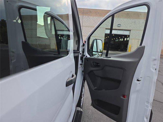 Photo of 2024 Oxford White Ford Transit-250