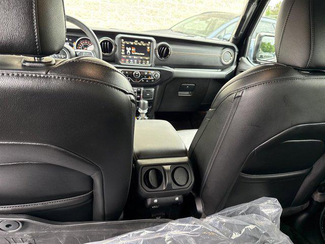 Photo of 2023 Black Clearcoat Jeep Gladiator