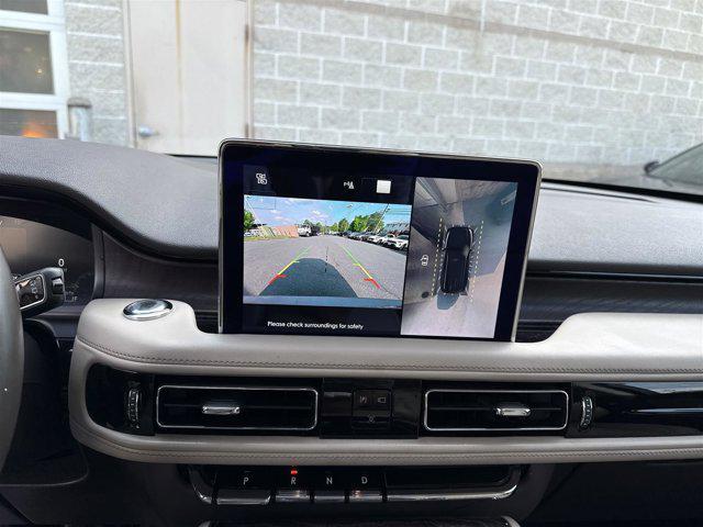 Photo of 2020 Iced Mocha Metallic Premium Colorant Lincoln Aviator